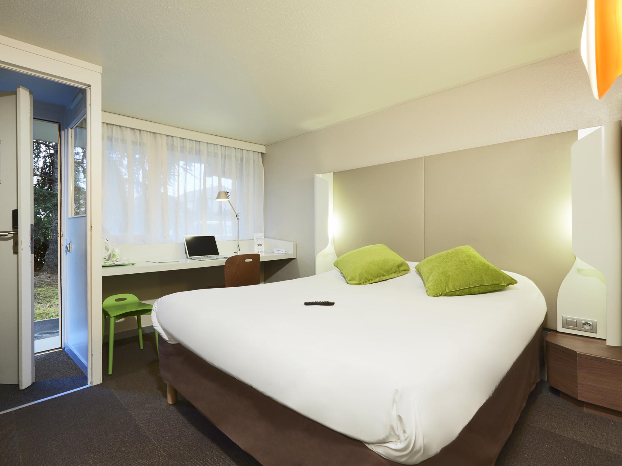 Campanile Montesson - Le Vesinet Hotel Eksteriør billede