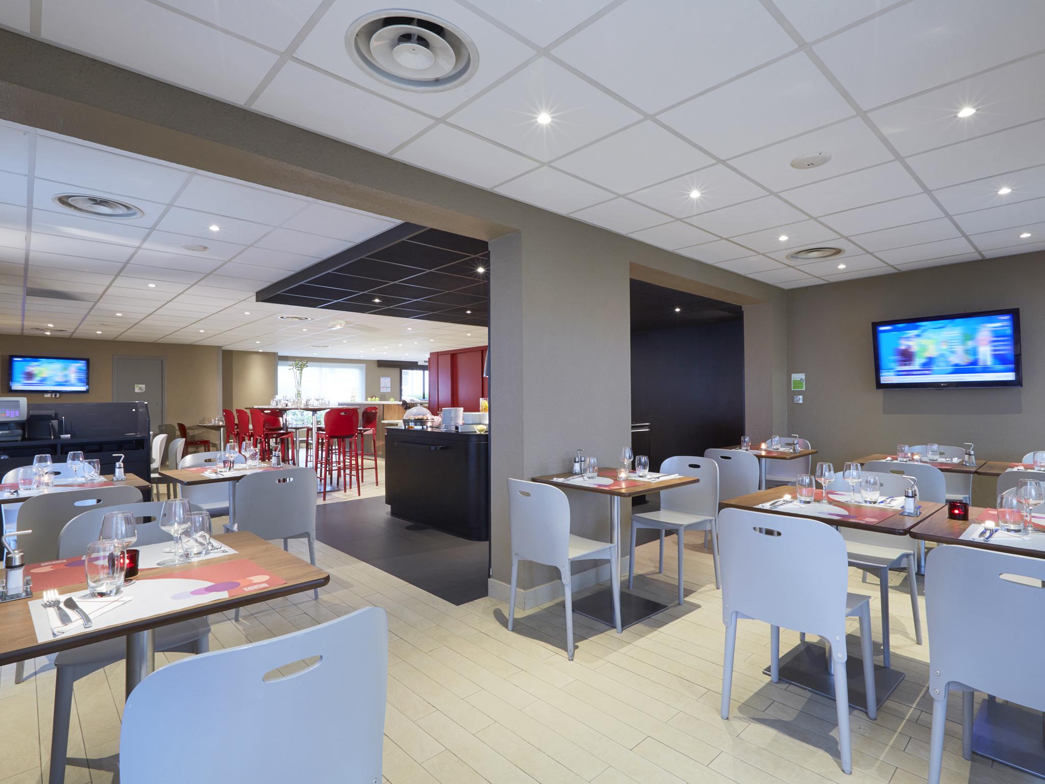 Campanile Montesson - Le Vesinet Hotel Eksteriør billede